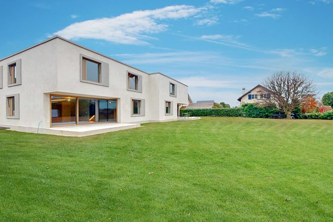 Photo 1 of the property 85909544 - recent 6.5-room contemporary house