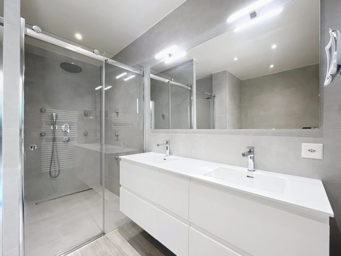 Photo 6 of the property 85968162 - bright 7-room apartment – avenue krieg