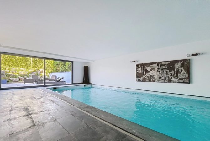 Photo 3 of the property 85987260 - elegant furnished 10-room house with indoor pool