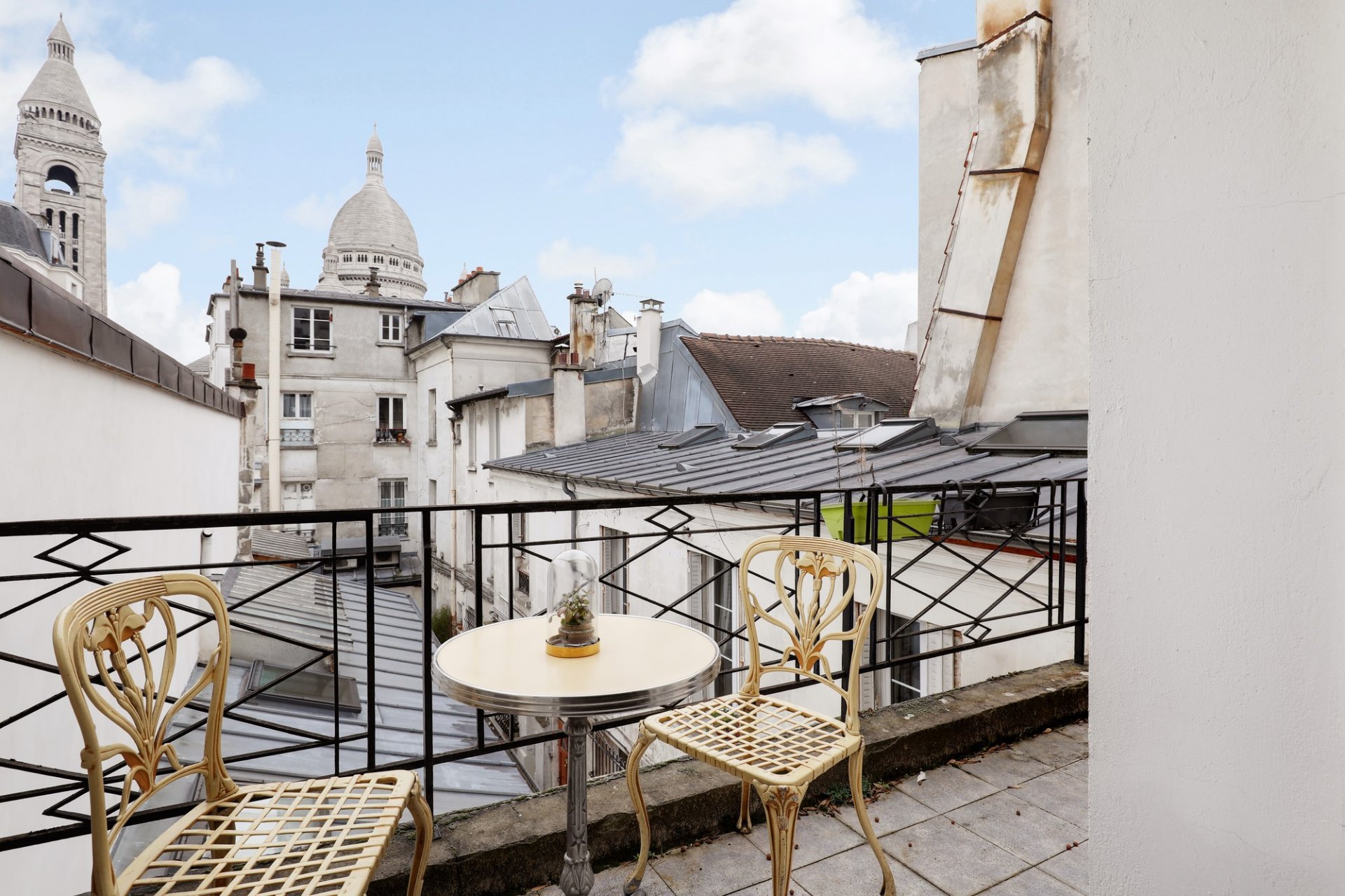 A Historic House In Paris’ Montmartre And Must See Pieds-À-Terre In The City Of Light