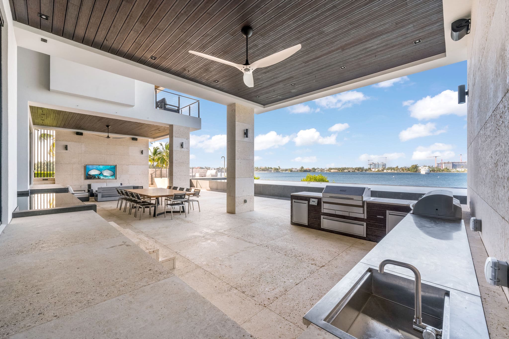 5 Properties With Enticing Outdoor Kitchens For Al Fresco Meals And More