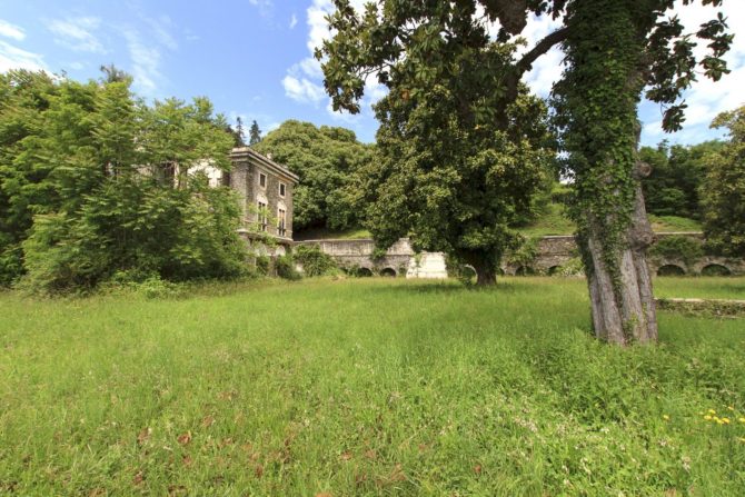 Photo 26 of the property 2494199 - prestigious property with castle for sale in verbania
