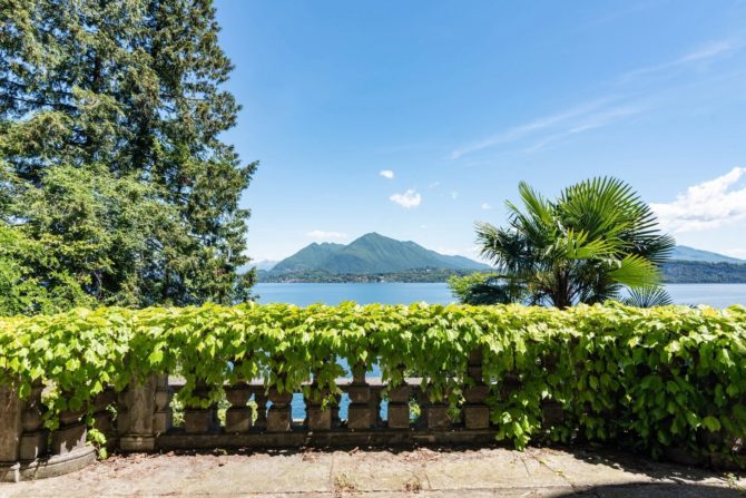 Photo 7 of the property 2494341 - castle for sale in stresa on lake maggiore
