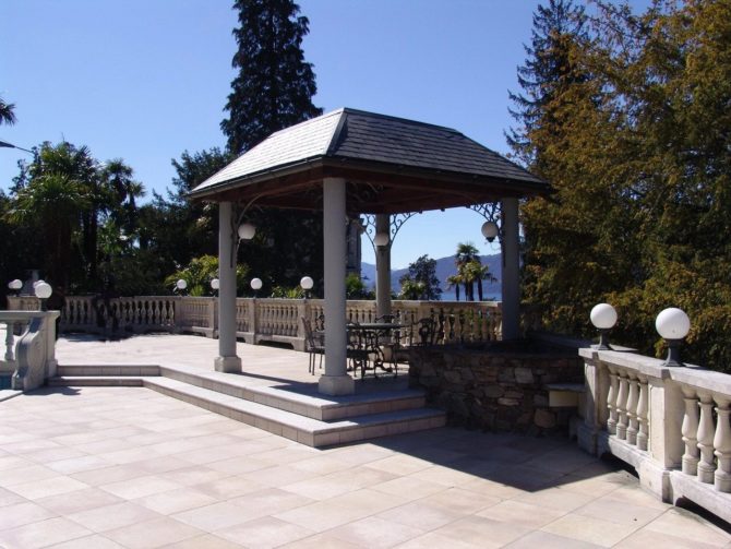 Photo 8 de l'annonce 2494603 - villa historique avec annexe, parc et piscine à vendre à luino sur le lac majeur