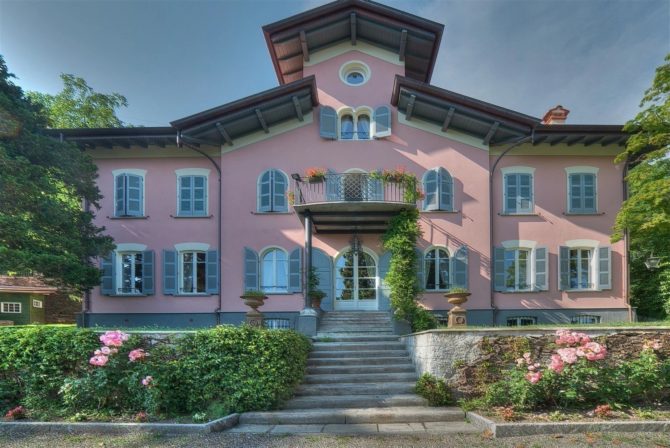 Photo 1 de l'annonce 2495450 - villa historique avec chambres d’hôtes et grand terrain à vendre à verbania