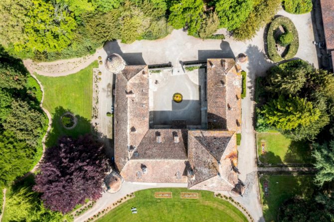Photo 14 de l'annonce 6356120 - haute-savoie – exceptionnel chateau à 10 min de la frontière suisse