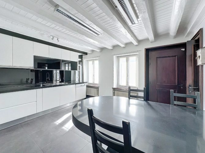 Photo 4 of the property 85141257 - 7-room semi-detached villa with character - chavannes des bois