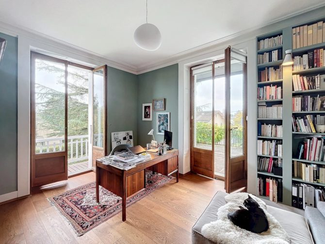 Photo 11 of the property 85367428 - charming 9-room house with beautiful garden in versoix
