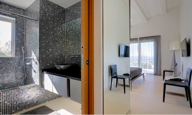 Photo 24 of the property 85642303 - villa cote mer