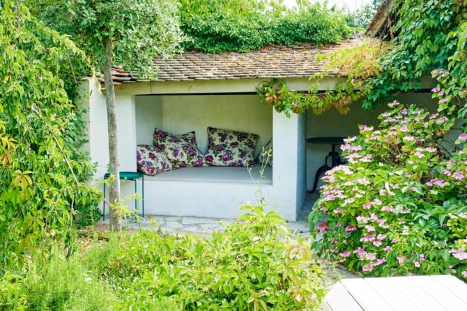 Photo 12 of the property 85668705 - renovated detached house with swimming pool - 10 rooms approx. 410m2