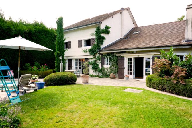 Photo 2 of the property 85668705 - renovated detached house with swimming pool - 10 rooms approx. 410m2