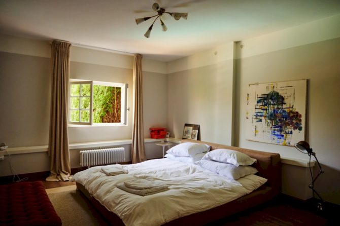 Photo 9 of the property 85668705 - renovated detached house with swimming pool - 10 rooms approx. 410m2