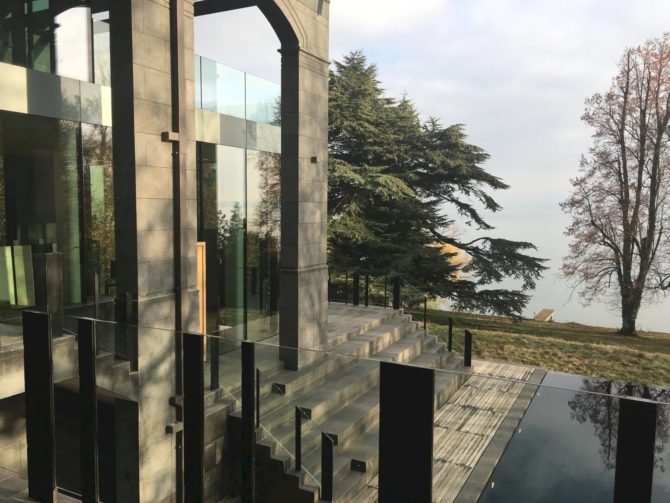 Photo 1 de l'annonce 85738808 - propriété d’exception pieds dans l’eau avec ponton privé