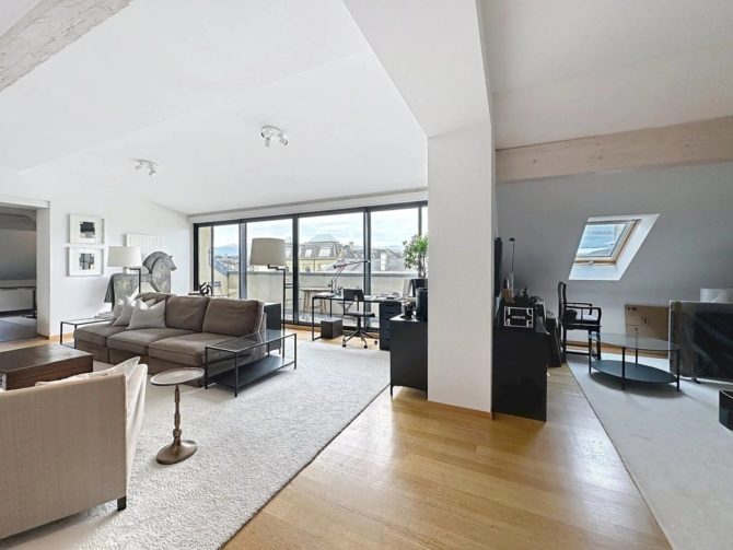 Photo 8 of the property 85760422 - place de neuve - exceptional 7-room apartment