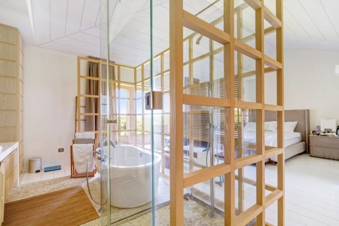 Photo 14 of the property 1740442 - contemporary villa sea view