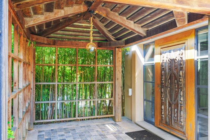 Photo 5 of the property 1740442 - contemporary villa sea view