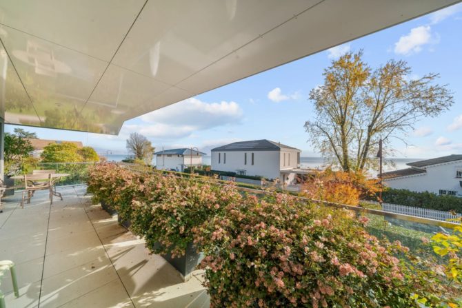 Photo 7 de l'annonce 85425700 - luxueux duplex en attique avec vue sur le lac et les alpes