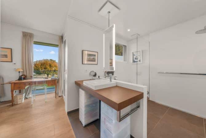 Photo 9 de l'annonce 85425700 - luxueux duplex en attique avec vue sur le lac et les alpes