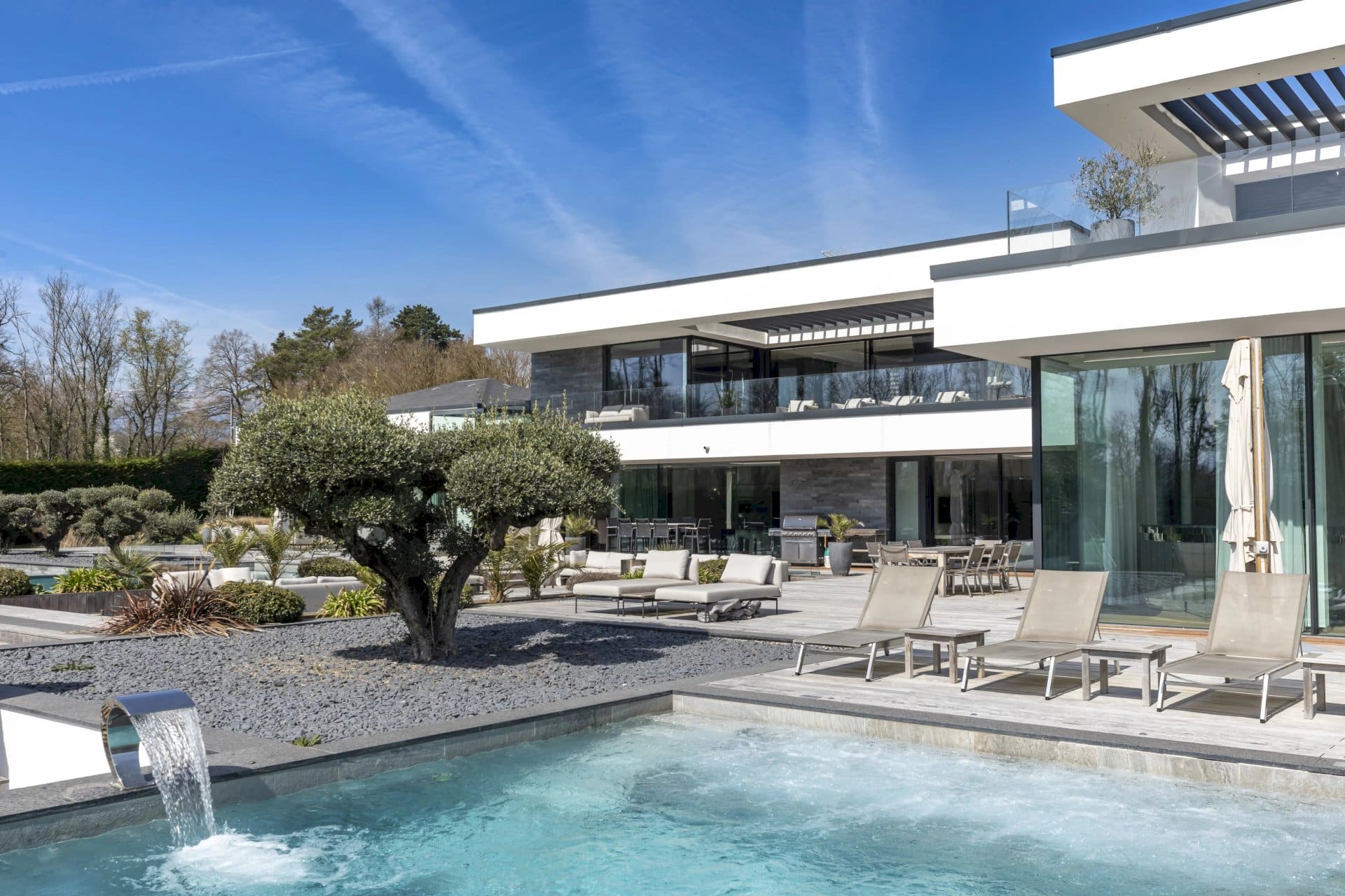 Sumptuous residence in Mies