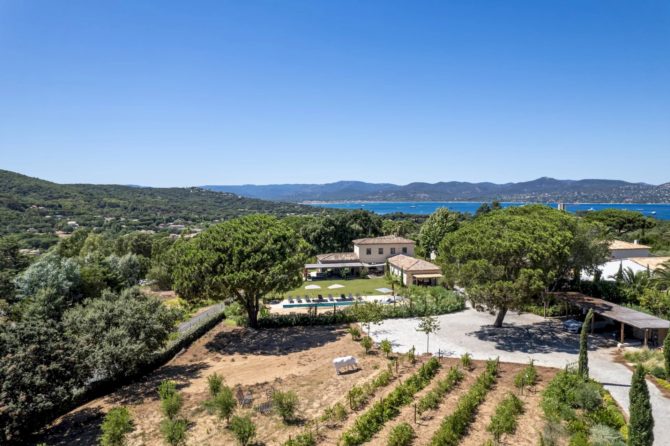 Photo 4 of the property 4310433 - villa la tremolière