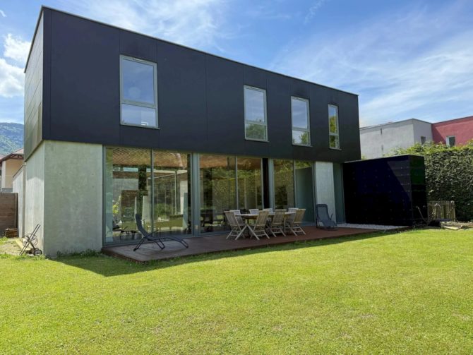 Photo 4 of the property 85912740 - helle, zeitgenössische villa mit einliegerwohnung in der nähe von genf